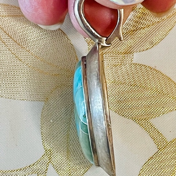 VTG SOUTHWEST Sterling Carolyn
Pollack Relios Inlay Turquoise Enhancer
Pendant - Picture 6 of 8